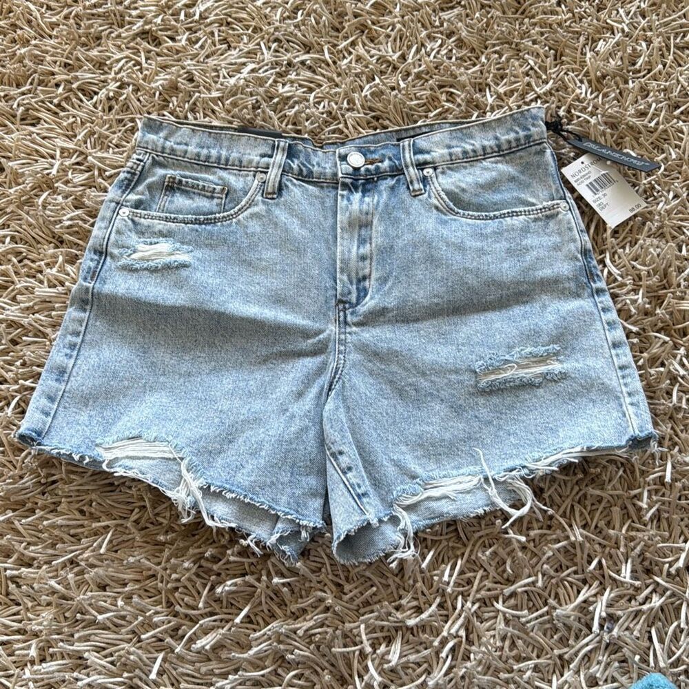 BLANK NYC Distressed Denim Shorts Light Wash Size 30
